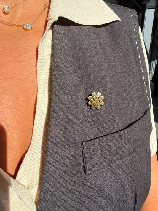 Arfaj Flower Brooch