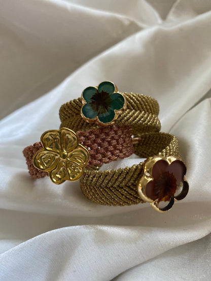 flower bracelet